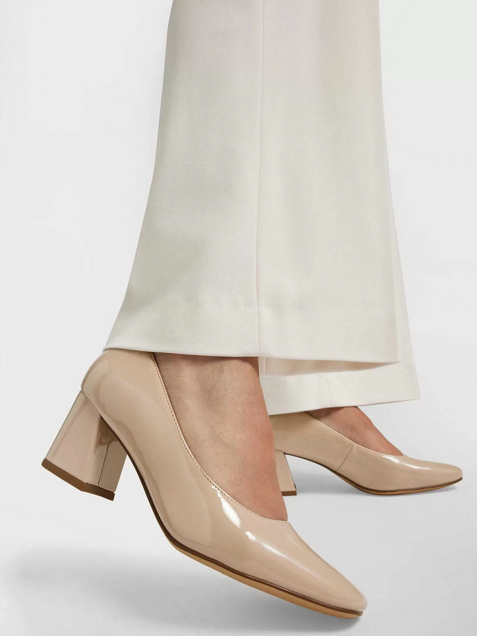 nude_pump_lak_2.webp Dames Graceland Nude Pump Lak