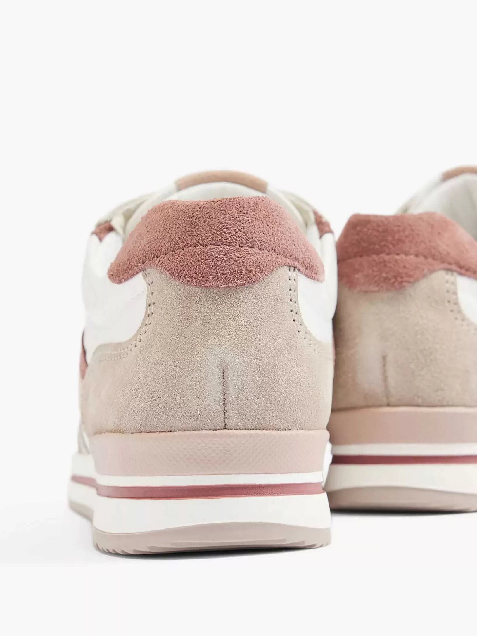 witte_leren_comfort_sneaker_3-2.webp Dames Medicus Witte Leren Comfort Sneaker