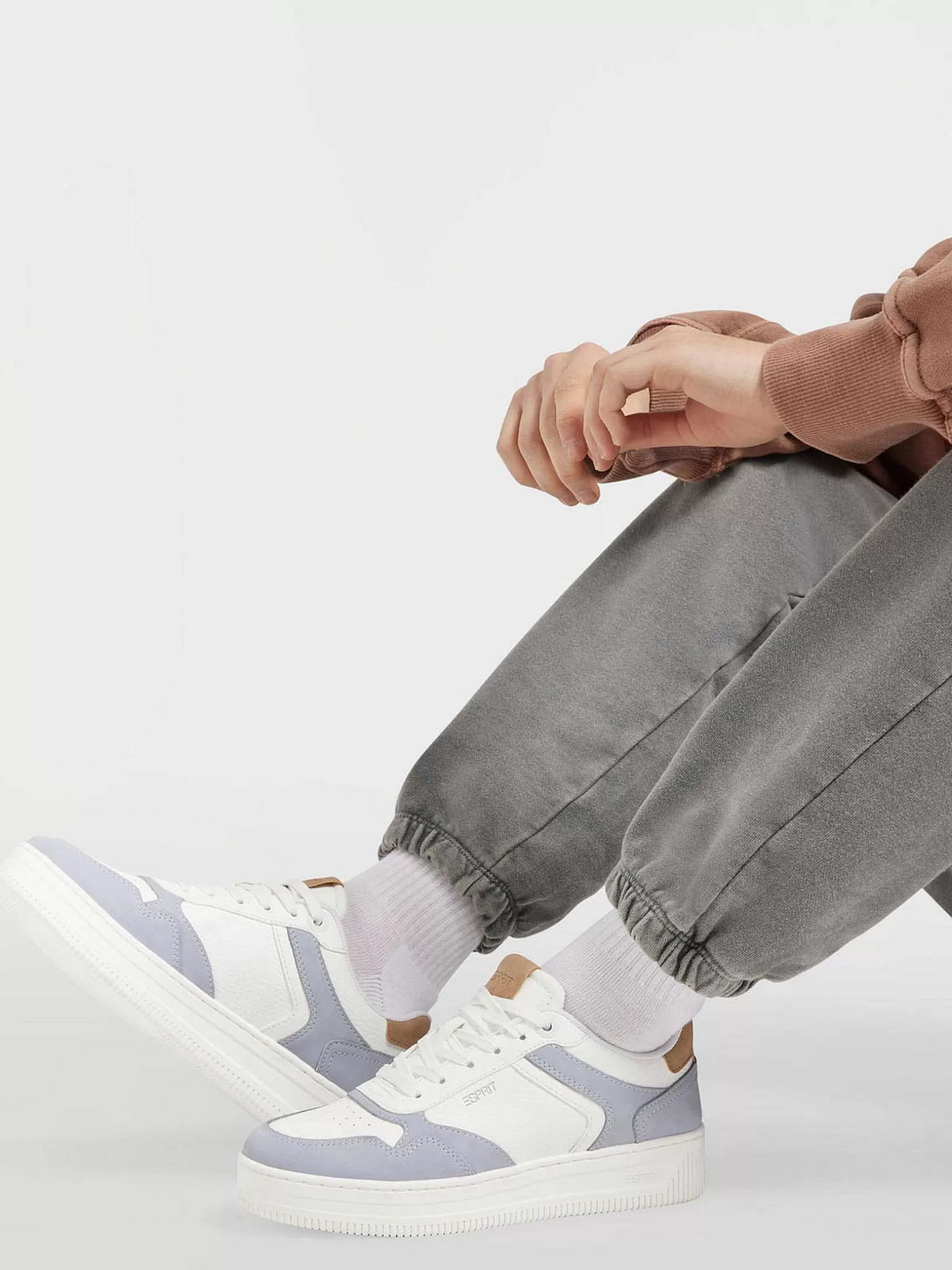 witte_sneaker_3-93.webp Dames Esprit Witte Sneaker