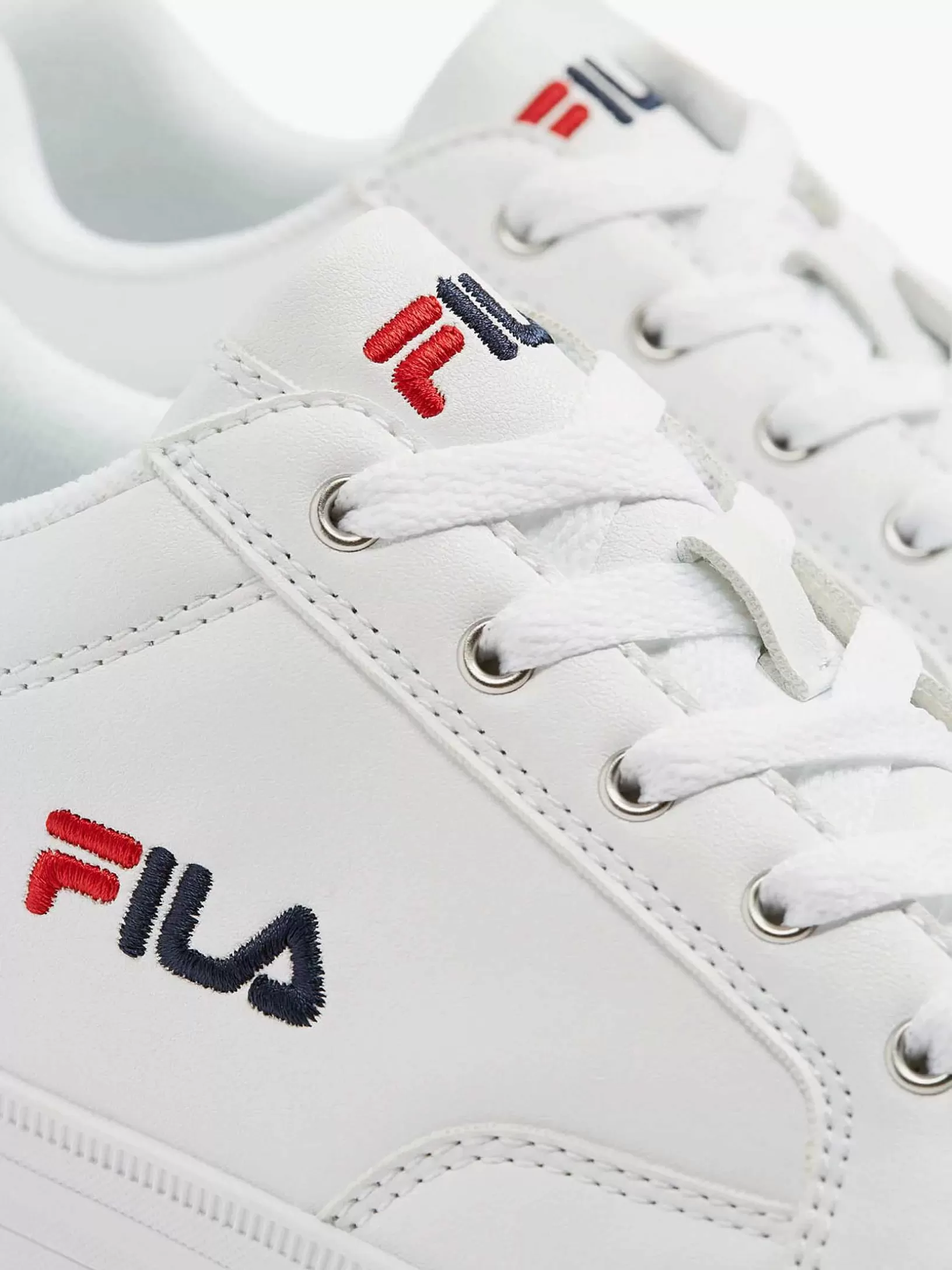 witte_sneaker_platform_3-2.webp Dames FILA Witte Sneaker Platform