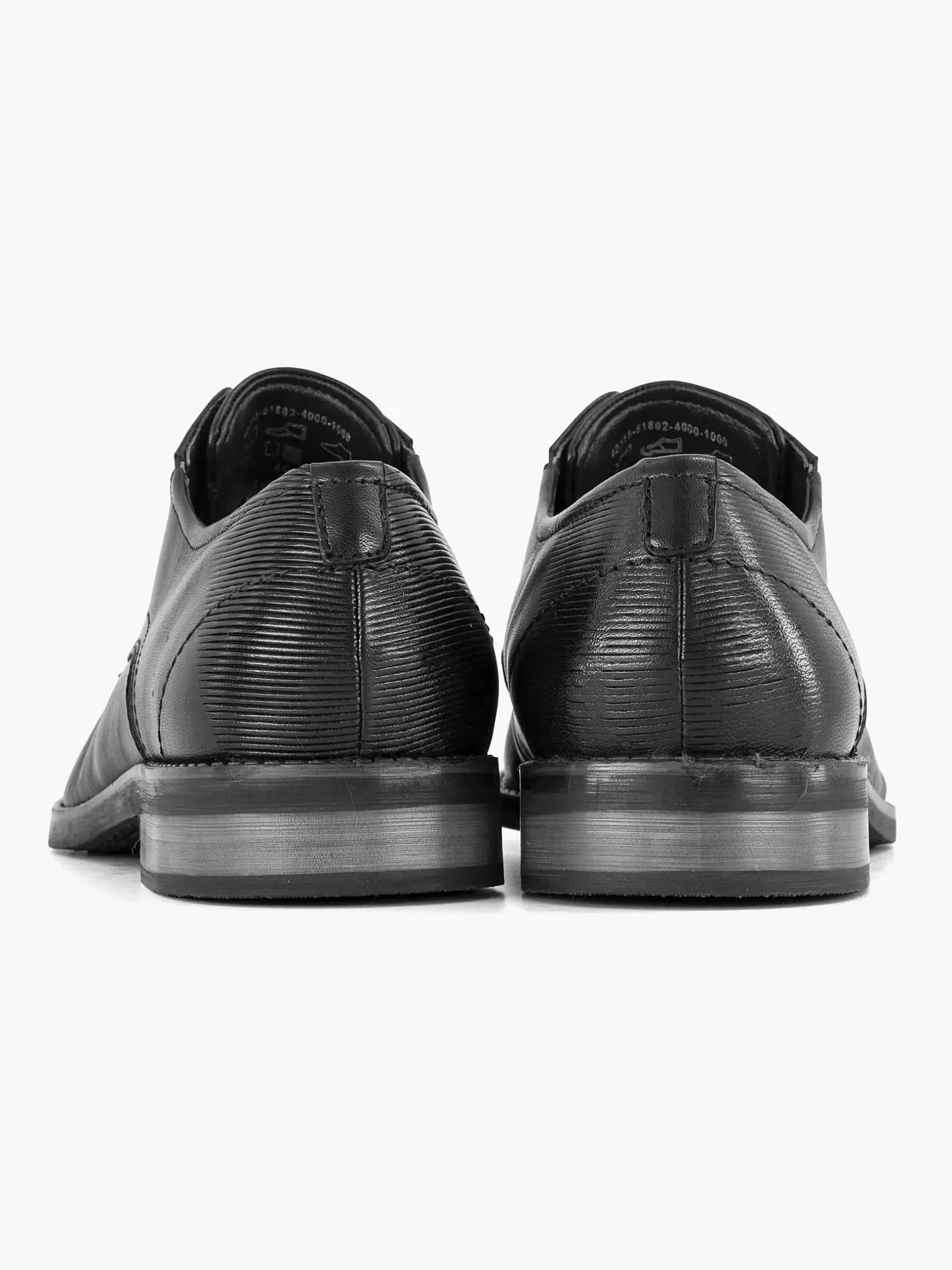 zwarte_leren_veterschoen_4-2.webp Heren Bugatti Zwarte Leren Veterschoen